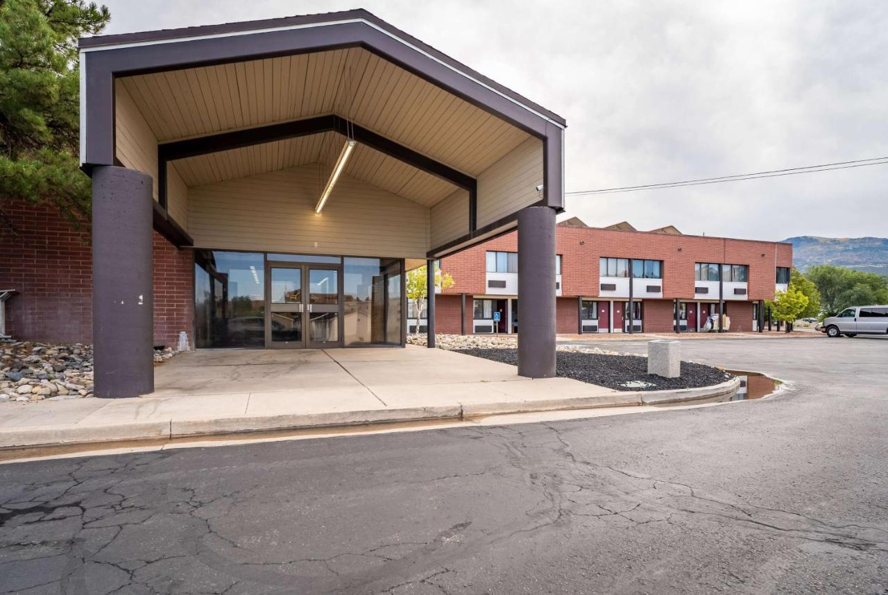 Ramada By Wyndham Cedar City Luaran gambar