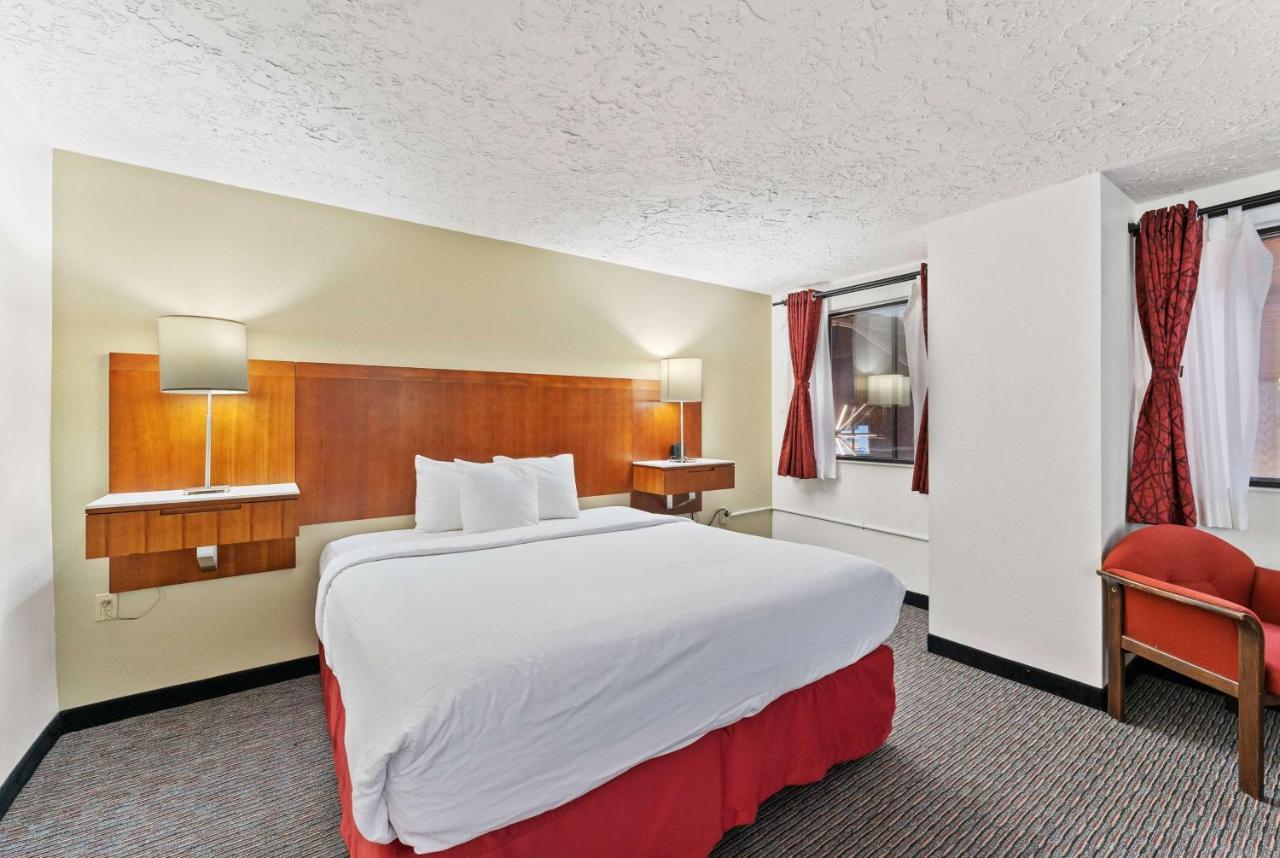 Ramada By Wyndham Cedar City Hotel Luaran gambar