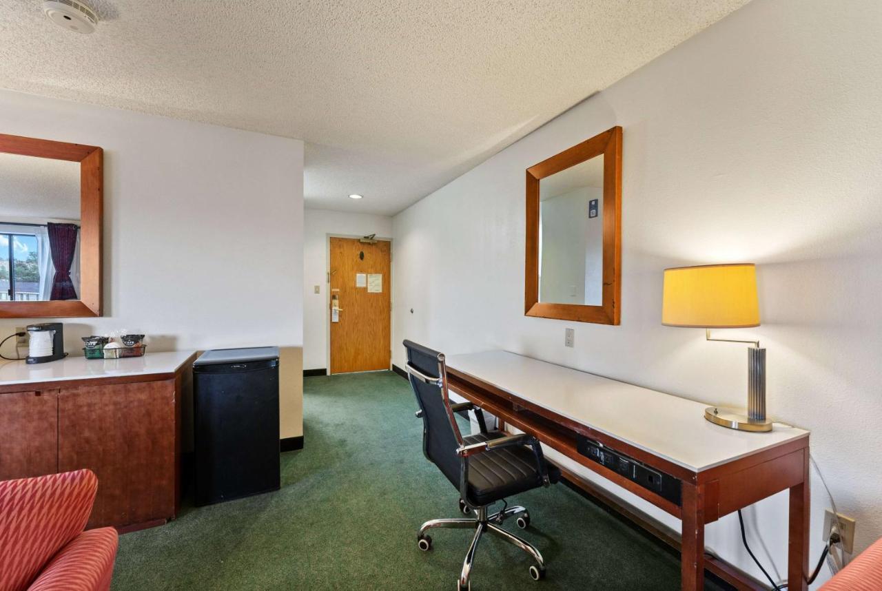 Ramada By Wyndham Cedar City Luaran gambar
