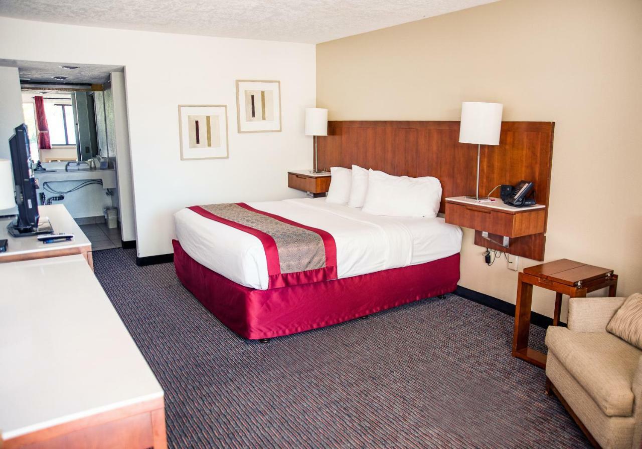 Ramada By Wyndham Cedar City Hotel Luaran gambar